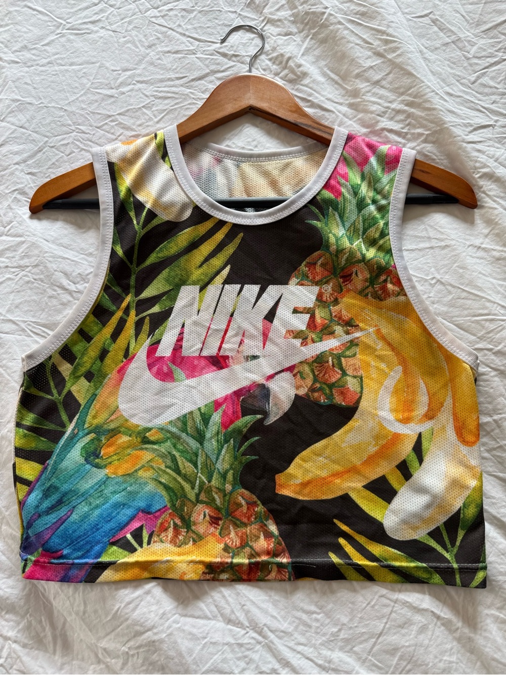Nike Women’s Tropical Fruit Print Crop Tank